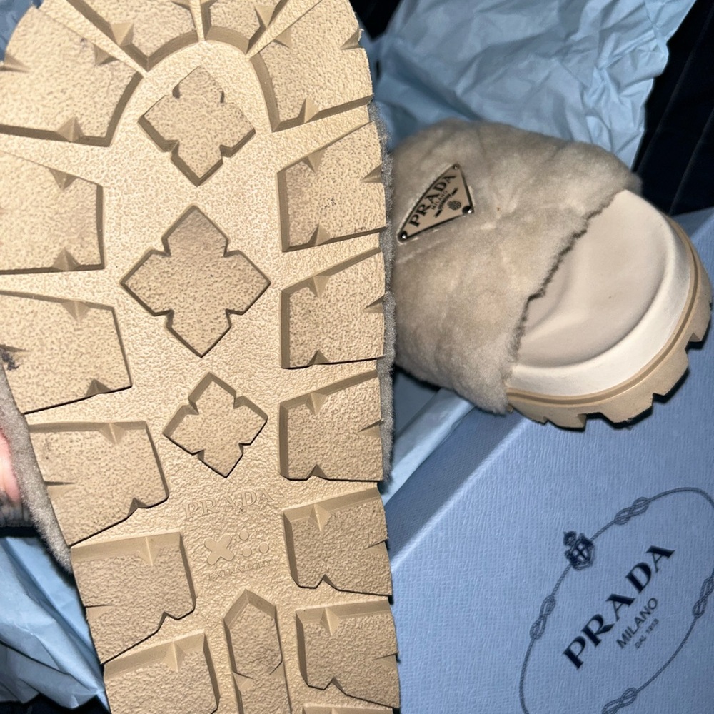 Crème Prada slides perfect for this season - Picture 2 of 4